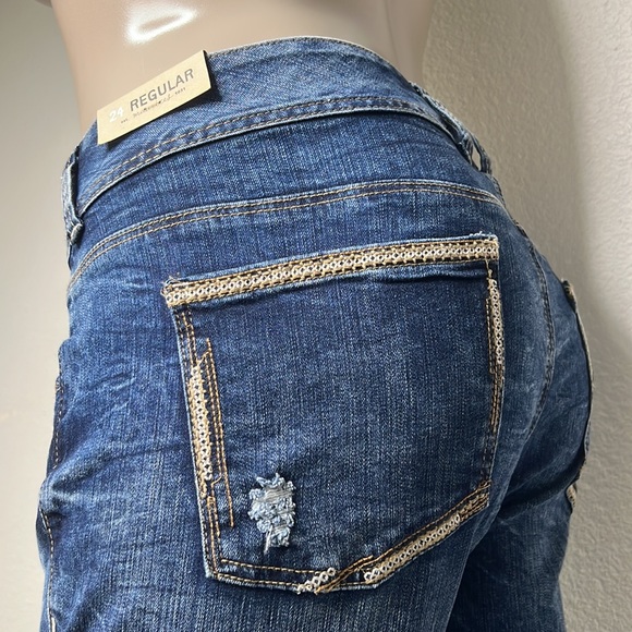 MAURICES SKINNY BOYFRIEND DENIM FLEX JEANS COLOR BLUE SIZE 24-REGULAR DISTRESS - Picture 2 of 3